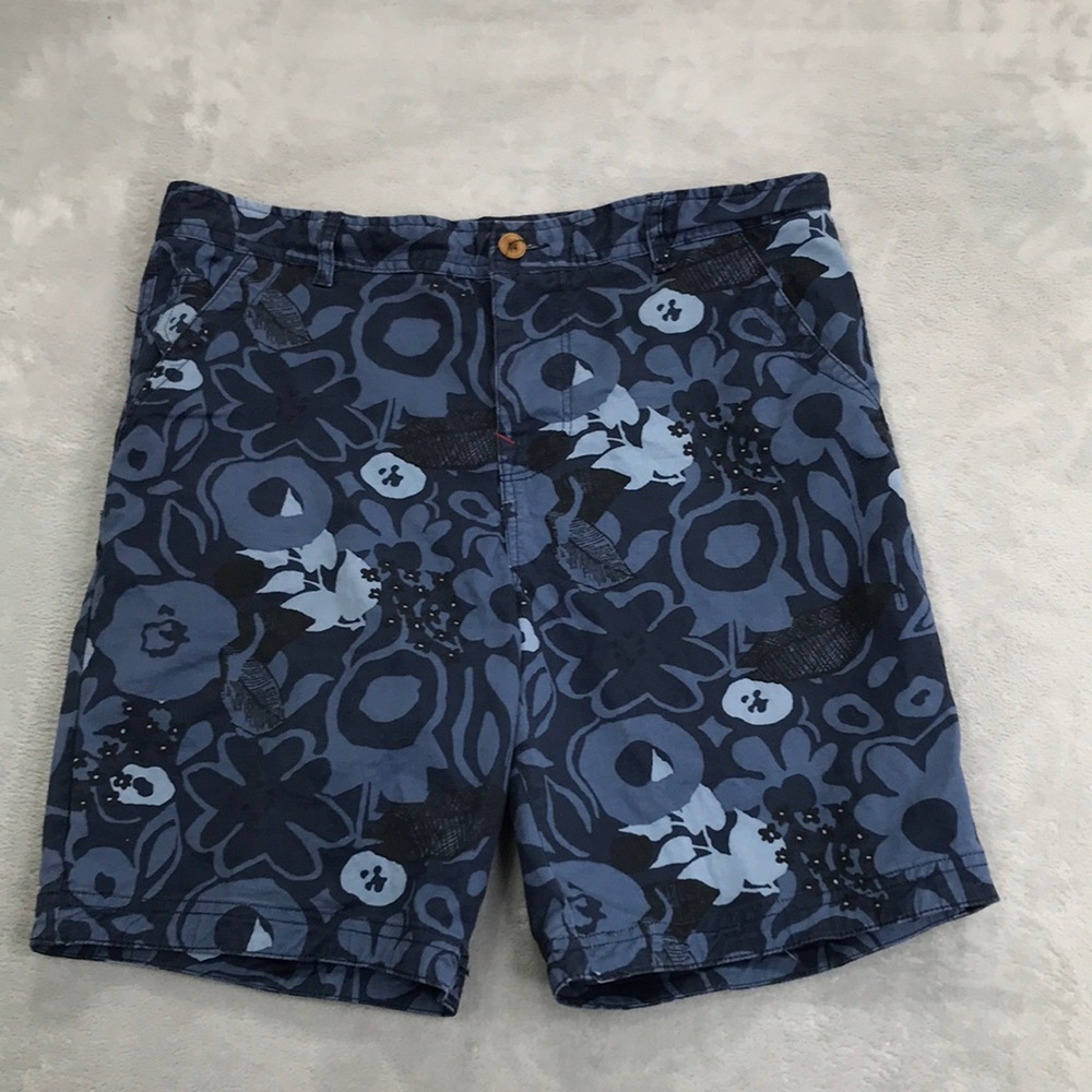CPO Provisions Men's Navy Blue Tropical Print Shorts Size  32